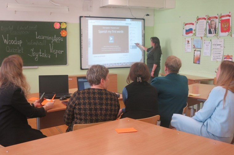 Обучаемся и развиваемся: В Талинской средней школе прошла педагогическая мастерская.